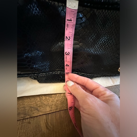 Michael Kors Fulton Black Python Embossed Leather Hobo Shoulder Bag - Picture 10 of 10